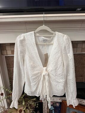 NWT Acoa Puff Sleeve Eyelet Crop Top shirt blouse White Small